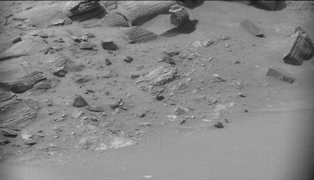 Sol 4309: Mast Camera (Mastcam)