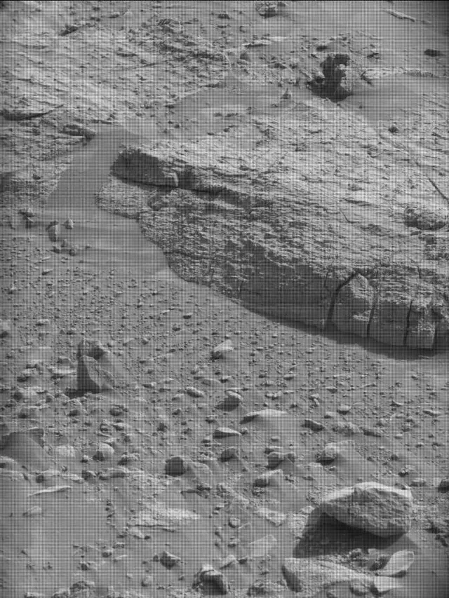 Sol 4309: Mast Camera (Mastcam)