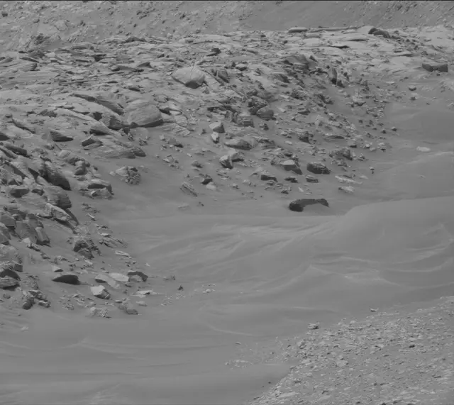 Sol 4309: Mast Camera (Mastcam)
