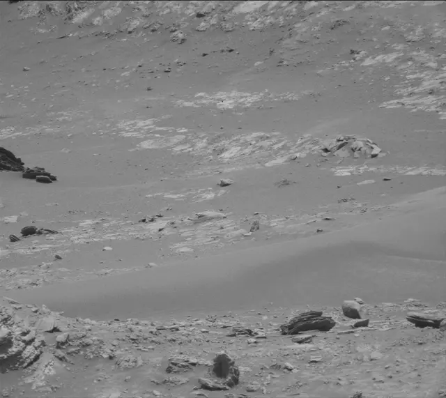 Sol 4309: Mast Camera (Mastcam)