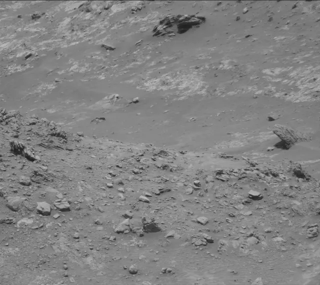 Sol 4309: Mast Camera (Mastcam)
