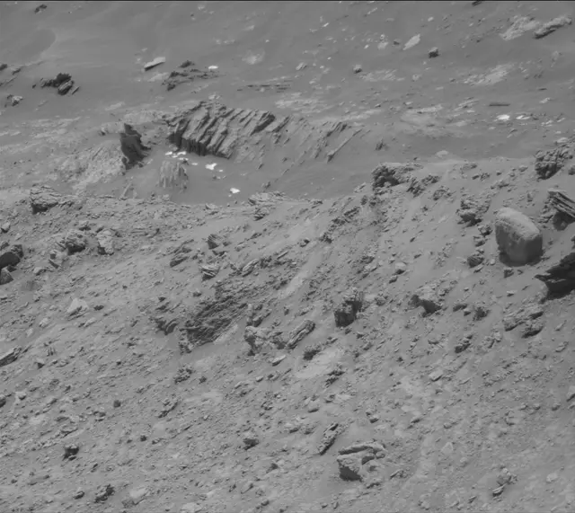 Sol 4309: Mast Camera (Mastcam)