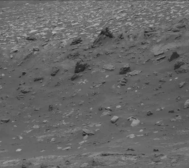 Sol 4309: Mast Camera (Mastcam)