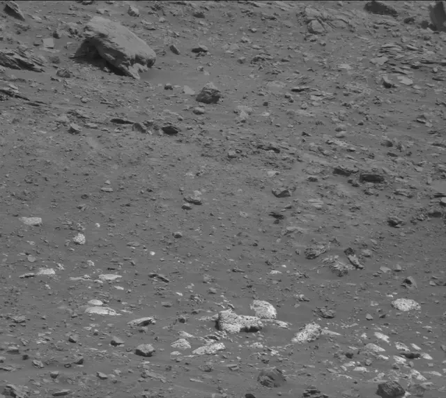 Sol 4309: Mast Camera (Mastcam)
