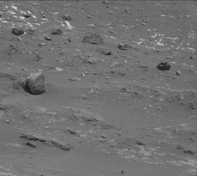 Sol 4309: Mast Camera (Mastcam)