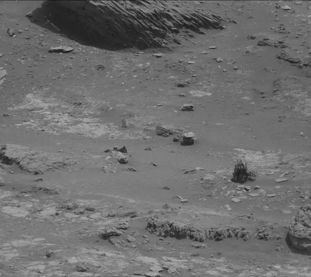 Sol 4309: Mast Camera (Mastcam)