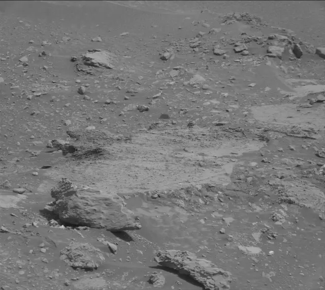 Sol 4309: Mast Camera (Mastcam)