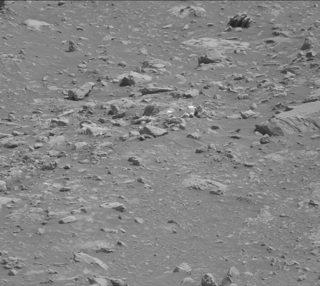 Sol 4309: Mast Camera (Mastcam)