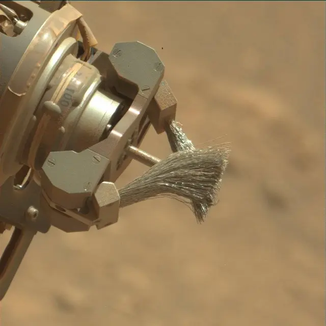 Sol 4309: Mast Camera (Mastcam)