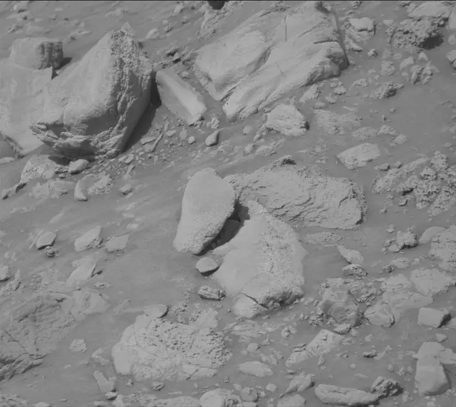 Sol 4311: Mast Camera (Mastcam)