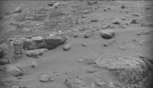 Sol 4314: Mast Camera (Mastcam)