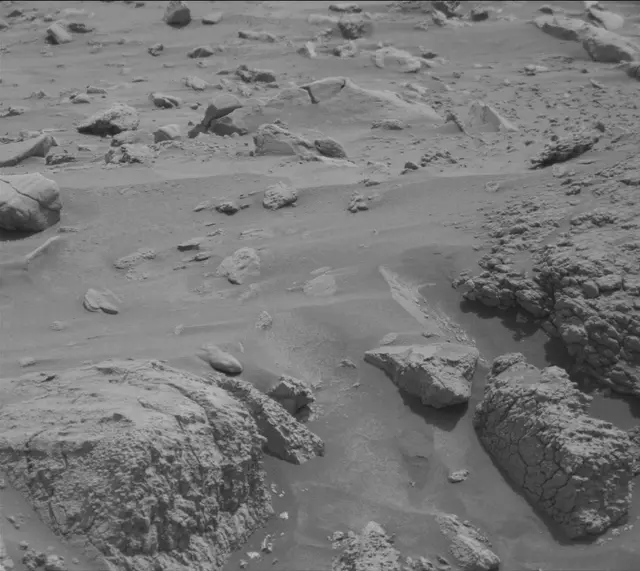 Sol 4314: Mast Camera (Mastcam)