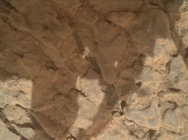 Sol 4314: Mars Hand Lens Imager (MAHLI)