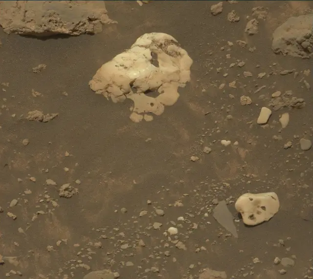 Sol 4316: Mast Camera (Mastcam)