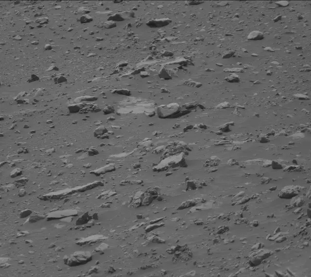 Sol 4318: Mast Camera (Mastcam)
