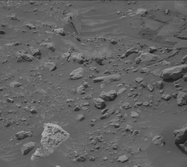Sol 4318: Mast Camera (Mastcam)