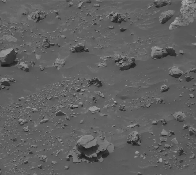 Sol 4318: Mast Camera (Mastcam)