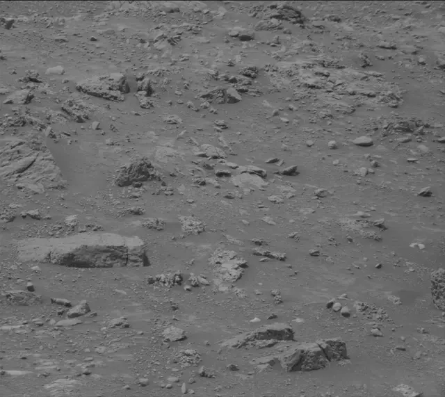 Sol 4318: Mast Camera (Mastcam)