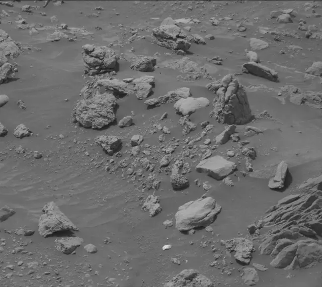 Sol 4318: Mast Camera (Mastcam)
