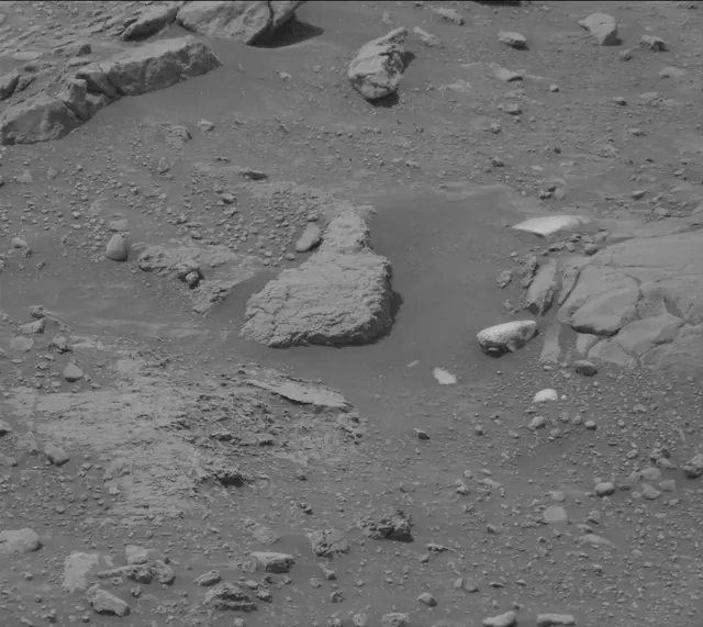 Sol 4318: Mast Camera (Mastcam)