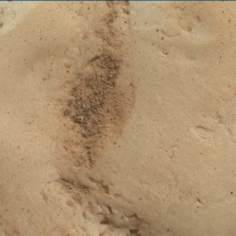 Sol 4318: Mars Hand Lens Imager (MAHLI)
