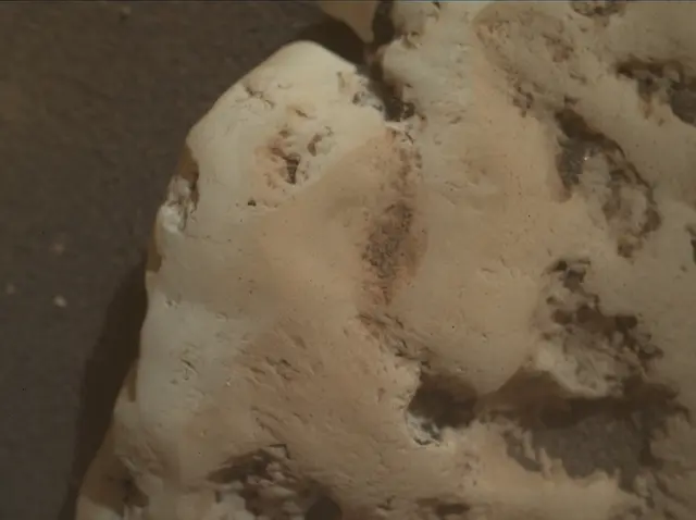 Sol 4318: Mars Hand Lens Imager (MAHLI)
