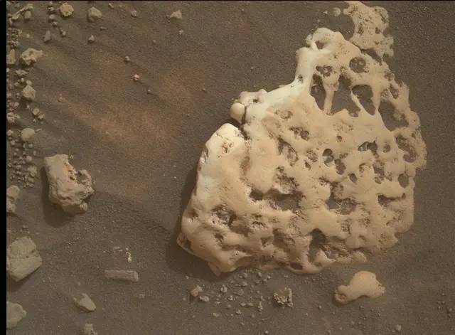 Sol 4318: Mars Hand Lens Imager (MAHLI)