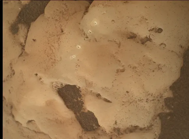 Sol 4318: Mars Hand Lens Imager (MAHLI)