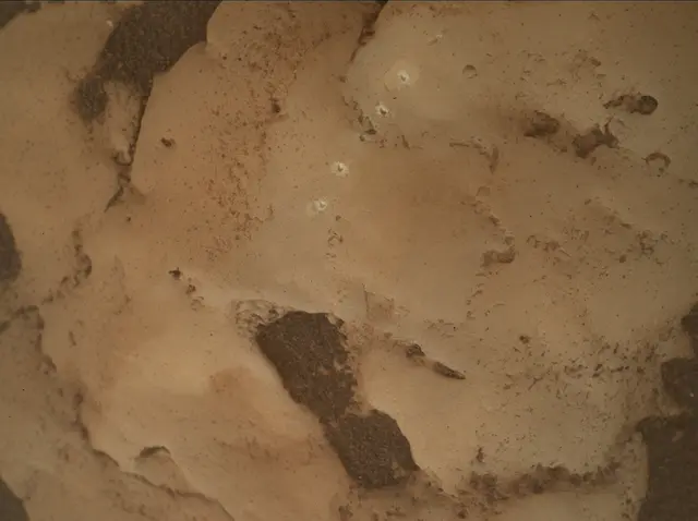 Sol 4318: Mars Hand Lens Imager (MAHLI)