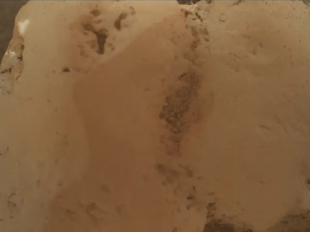 Sol 4318: Mars Hand Lens Imager (MAHLI)
