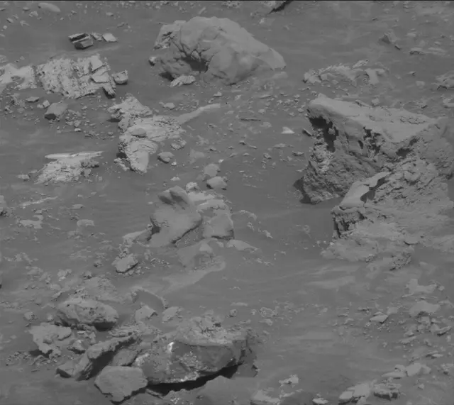 Sol 4319: Mast Camera (Mastcam)
