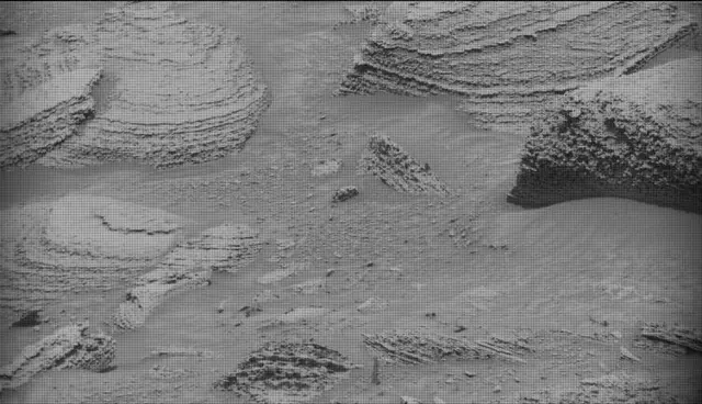 Sol 4323: Mast Camera (Mastcam)