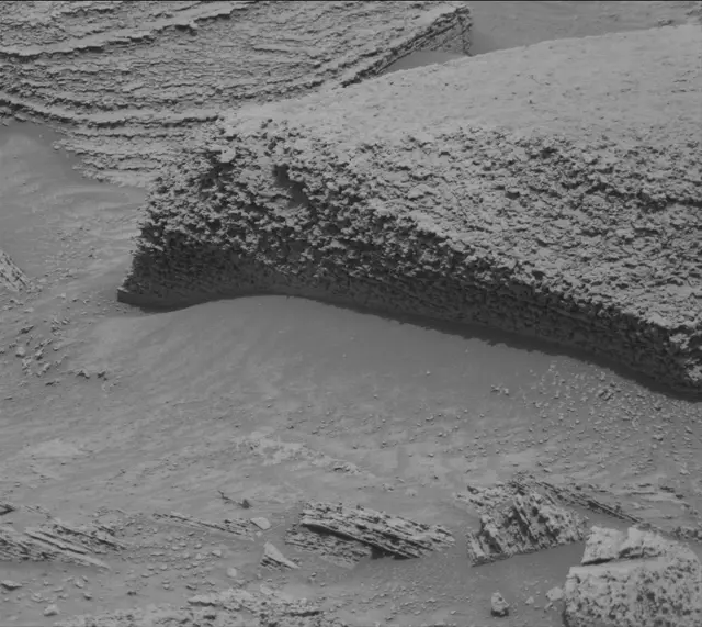 Sol 4323: Mast Camera (Mastcam)