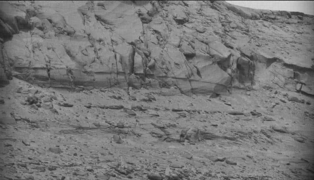 Sol 4325: Mast Camera (Mastcam)
