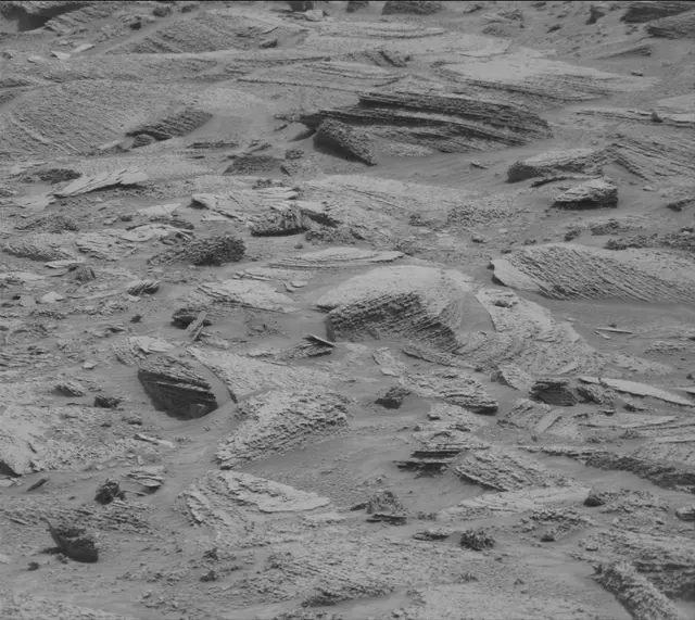 Sol 4325: Mast Camera (Mastcam)