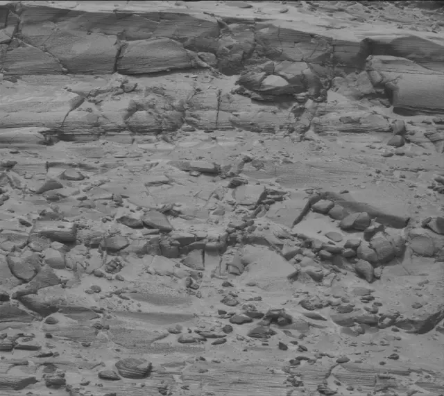 Sol 4325: Mast Camera (Mastcam)