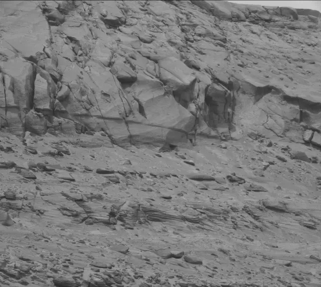Sol 4325: Mast Camera (Mastcam)