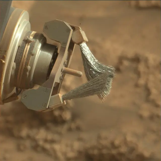 Sol 4325: Mast Camera (Mastcam)