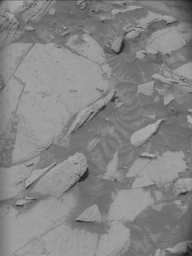 Sol 4328: Mast Camera (Mastcam)