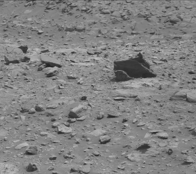 Sol 4331: Mast Camera (Mastcam)