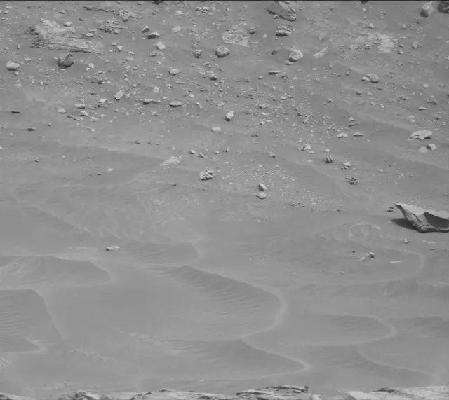 Sol 4331: Mast Camera (Mastcam)