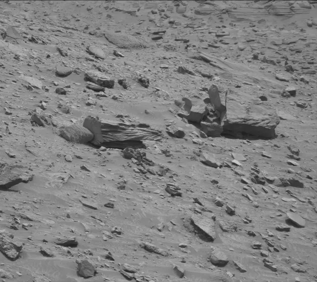 Sol 4331: Mast Camera (Mastcam)