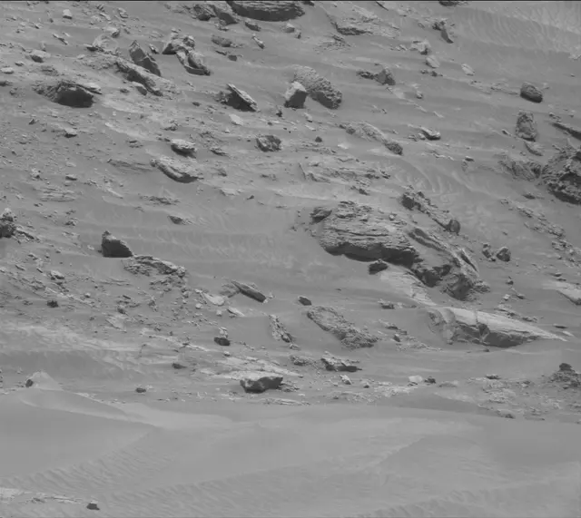 Sol 4331: Mast Camera (Mastcam)
