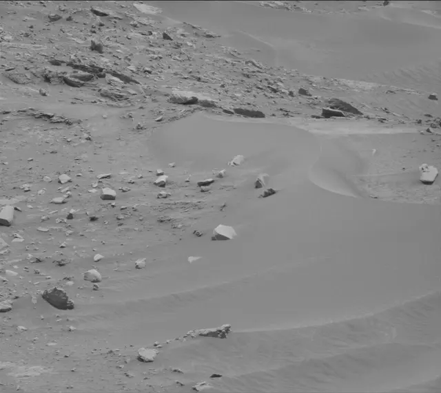 Sol 4331: Mast Camera (Mastcam)