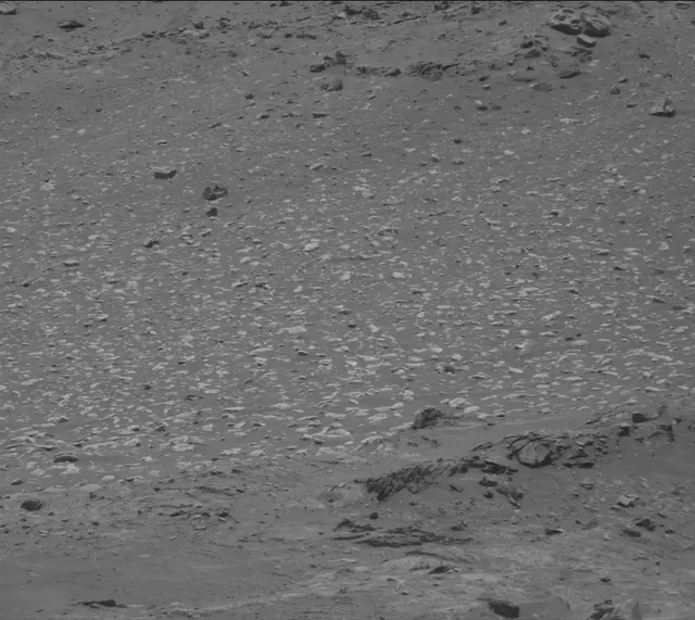 Sol 4331: Mast Camera (Mastcam)