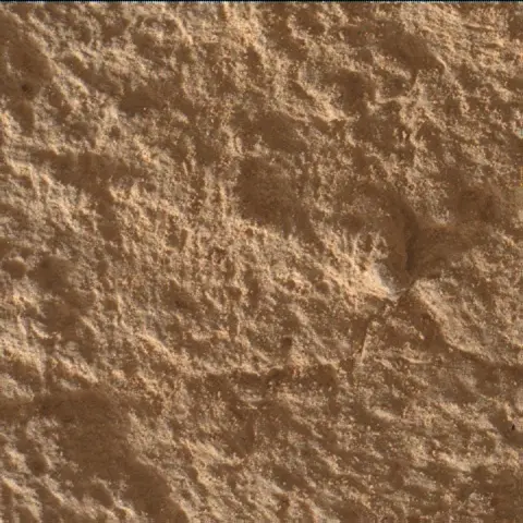 Sol 4331: Mars Hand Lens Imager (MAHLI)