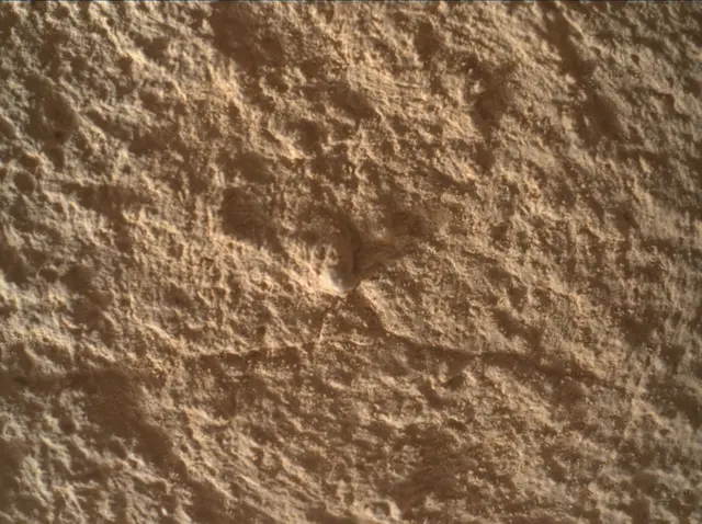 Sol 4331: Mars Hand Lens Imager (MAHLI)