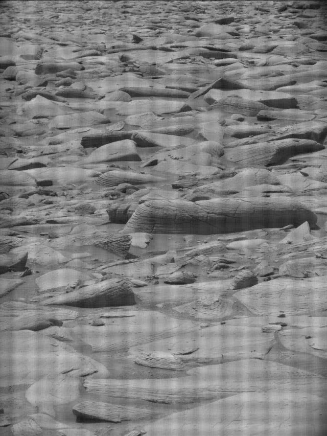 Sol 4332: Mast Camera (Mastcam)