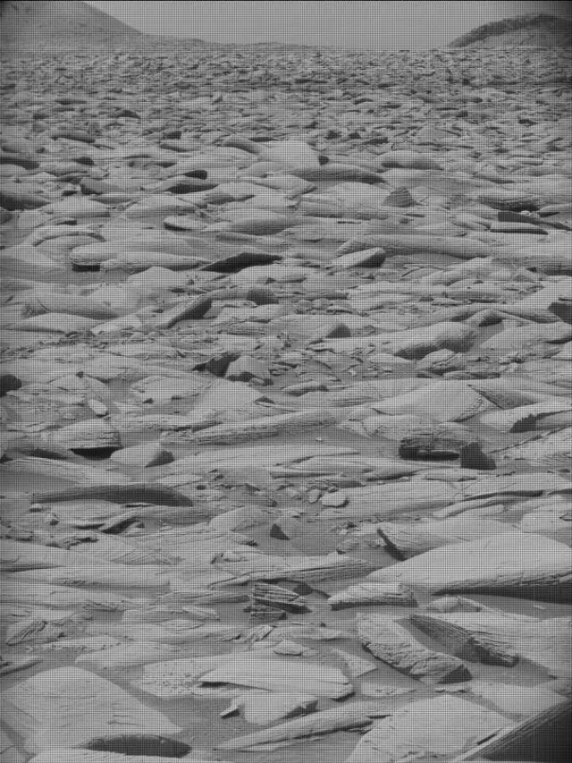 Sol 4332: Mast Camera (Mastcam)