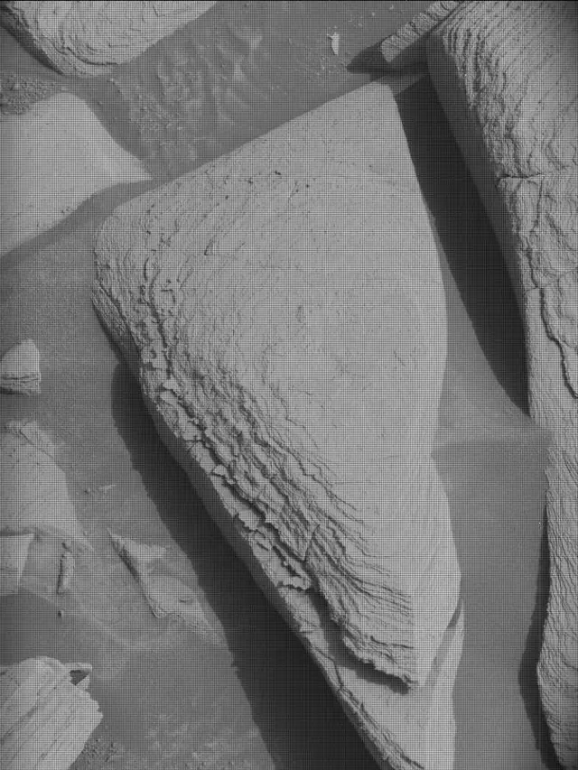 Sol 4332: Mast Camera (Mastcam)